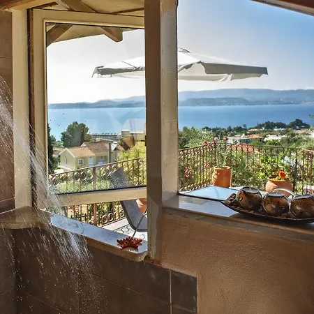 Сasa de vacaciones Hara's View